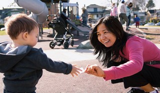 PHS Job 351, Live-in Tagalog-speaking Nanny/Housekeeper, Kensington, 450 GBP/week (Net)